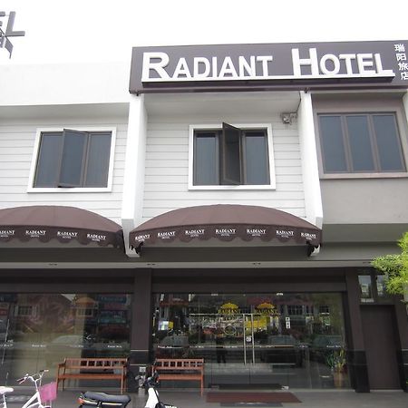 Radiant Hotel Sitiawan Εξωτερικό φωτογραφία