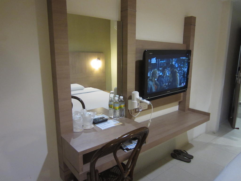 Radiant Hotel Sitiawan Δωμάτιο φωτογραφία