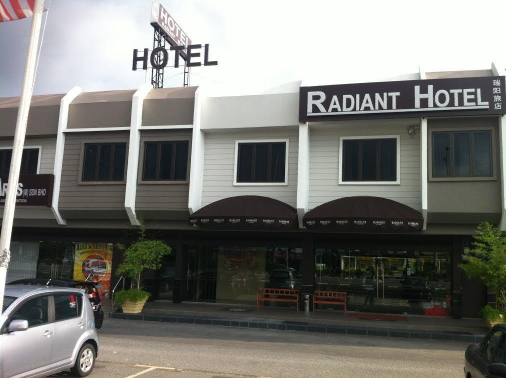 Radiant Hotel Sitiawan Εξωτερικό φωτογραφία