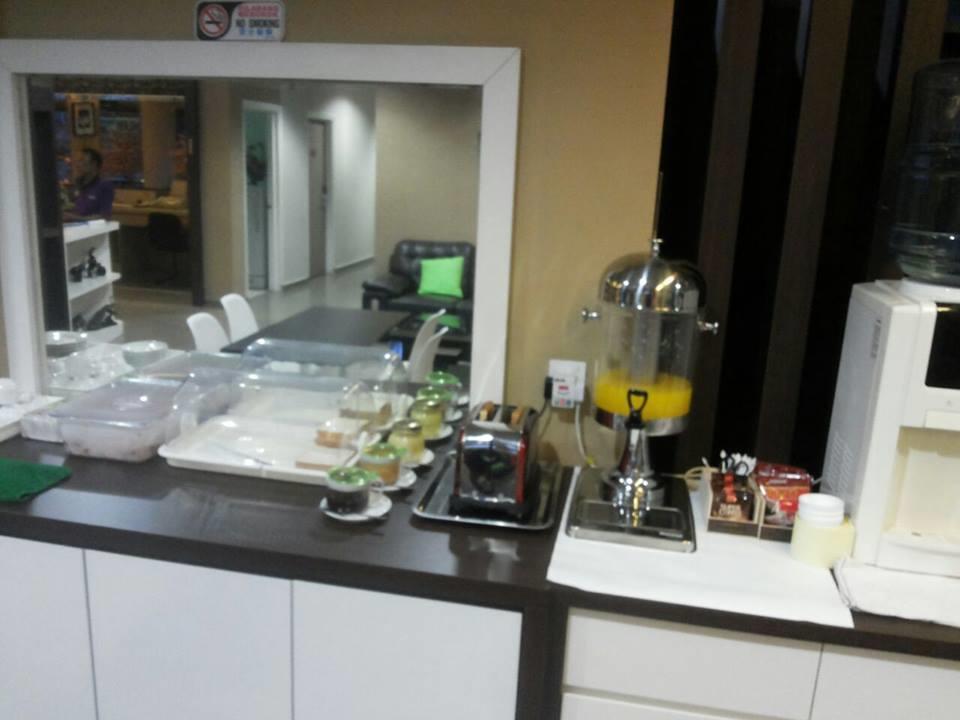 Radiant Hotel Sitiawan Εξωτερικό φωτογραφία